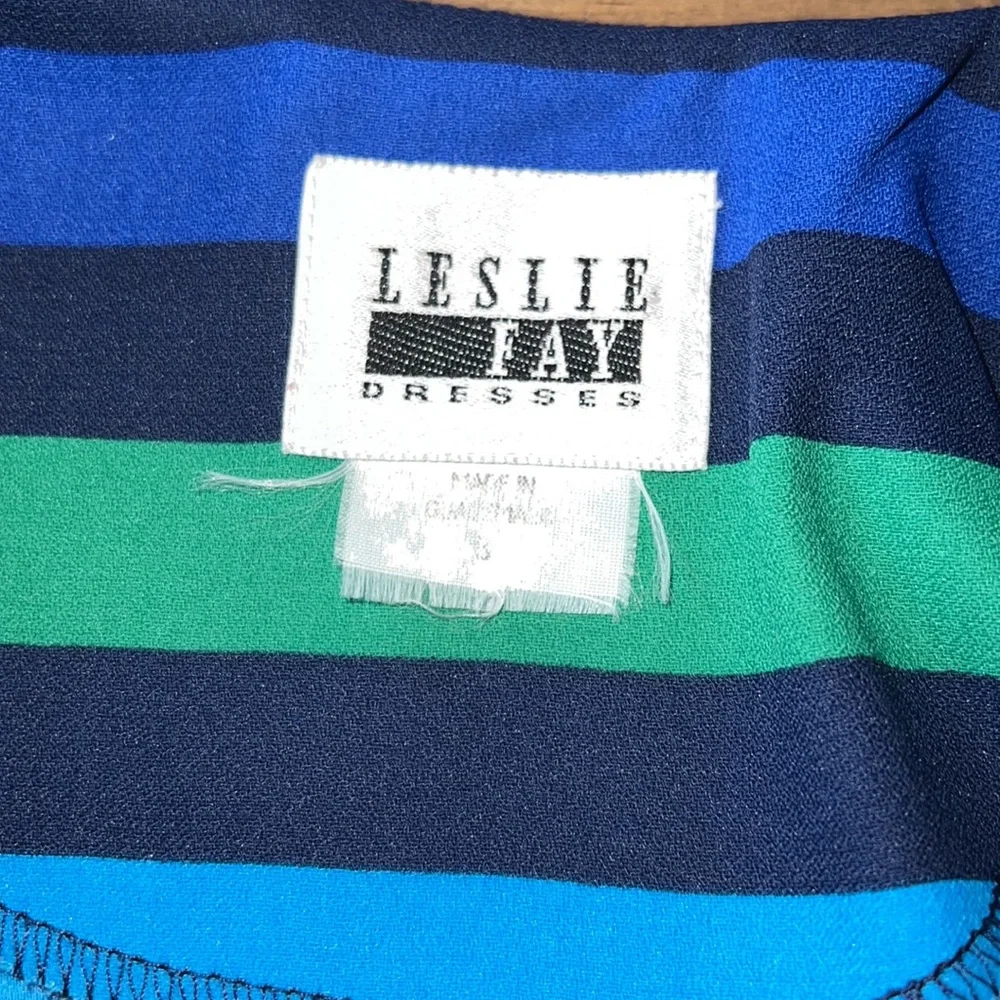 Leslie Fay navy dress with belt & striped jacket. Size 8 EUC! - Picture 5 of 8